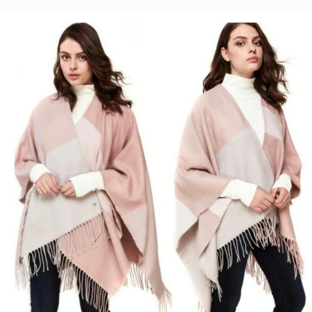 SOIA & KYO NWT Yadira Fringe Pink Color block Cape Shawl Open Poncho OS